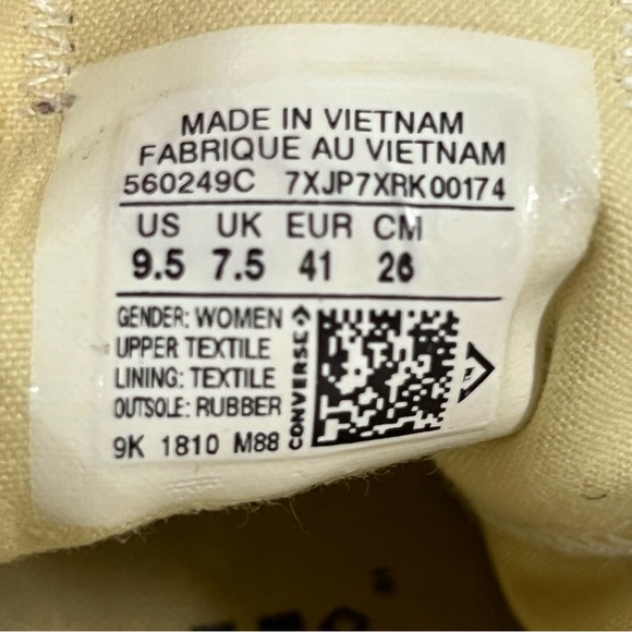 Converse All Star 9.5 Metallic Gold Sneakers - Picture 8 of 10